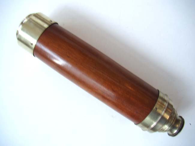 A fine Antique English three-draw Telescope by William Harris & Co., London 1813-1839